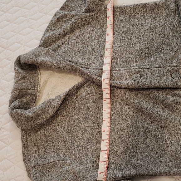 Hand-made grey cardigan blazer, sweater - Picture 6 of 8